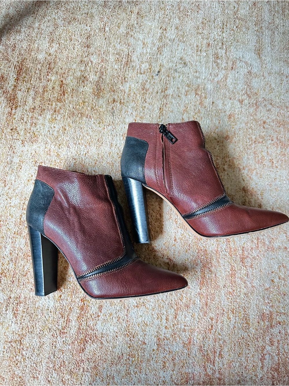 Rebecca Minkoff Dali Leather Zipper Ankle Boots, size 9.5